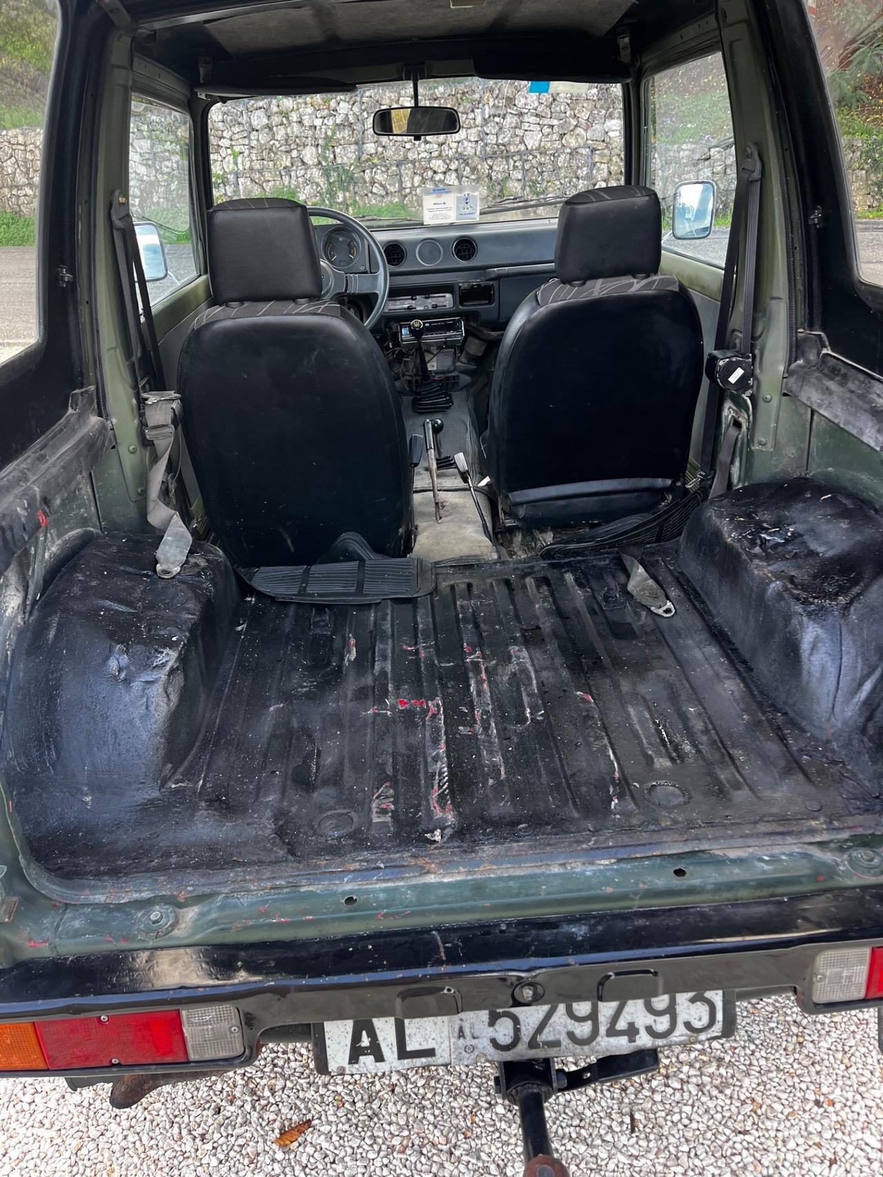 Suzuki SJ 413 SJ41W Berlina autovettura