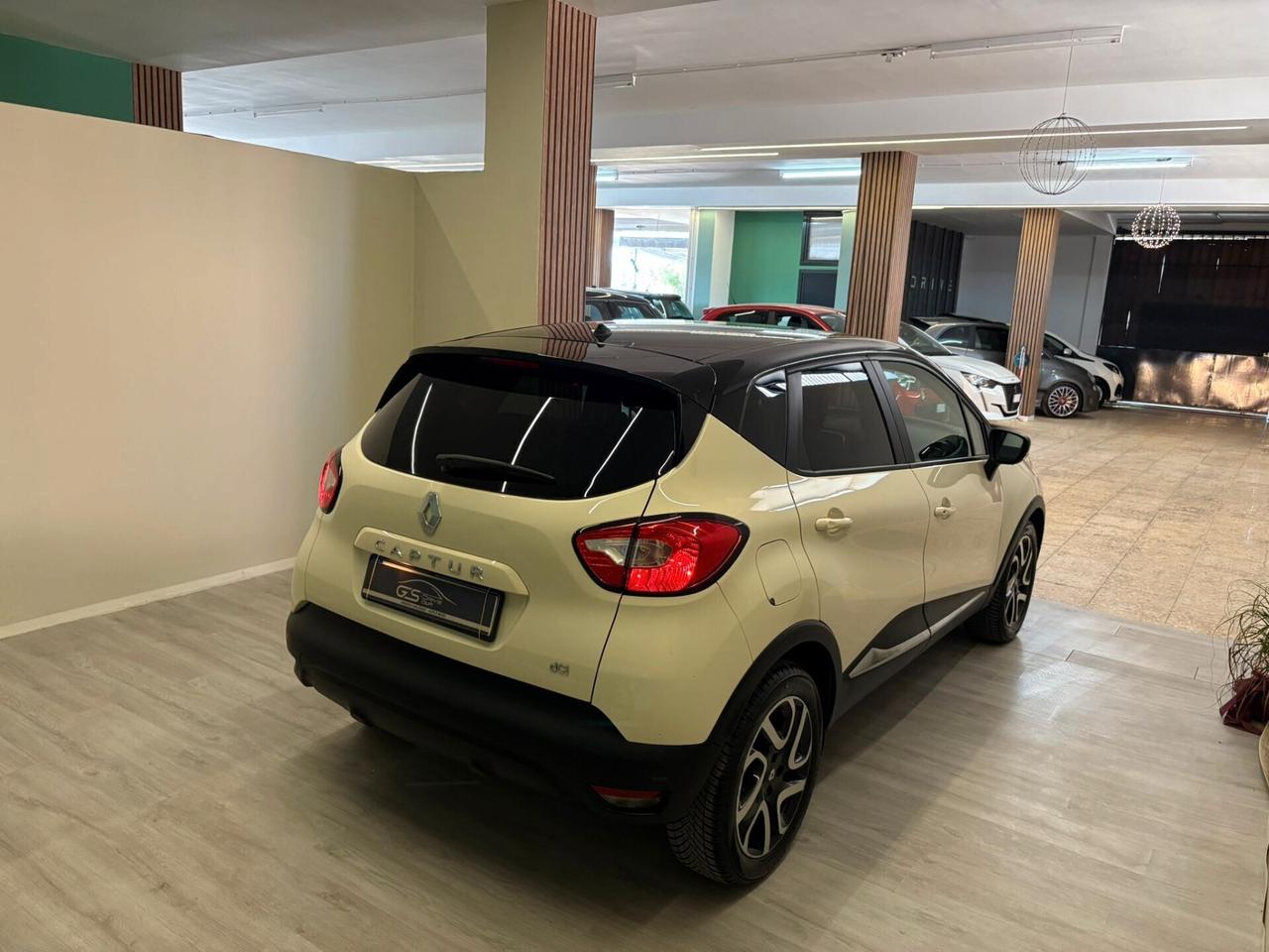 Renault Captur 1.500cc dCi 90cv Allestimento R-Link