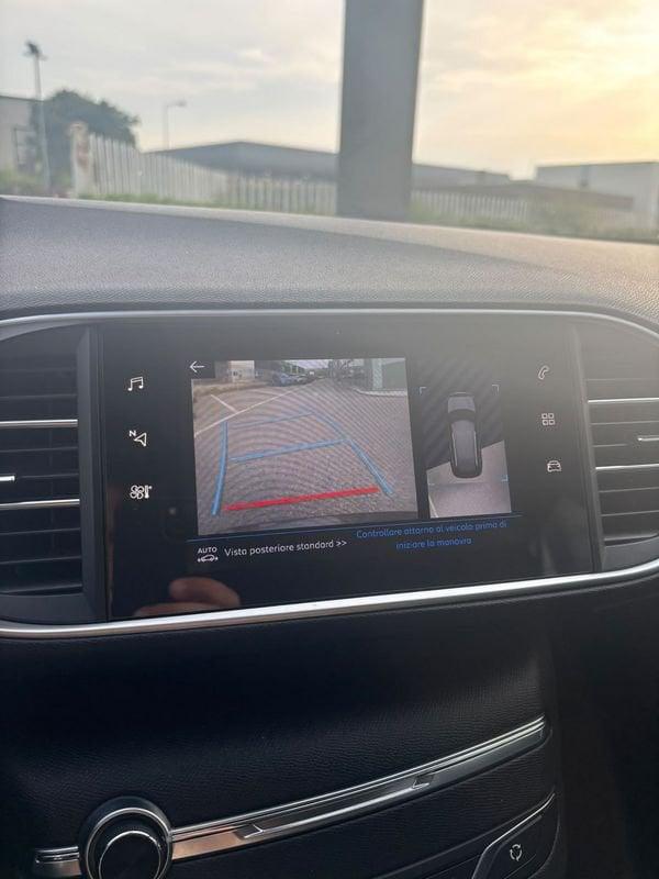 Peugeot 308 Allure PureTech 130cv EAT8 S&S aut.