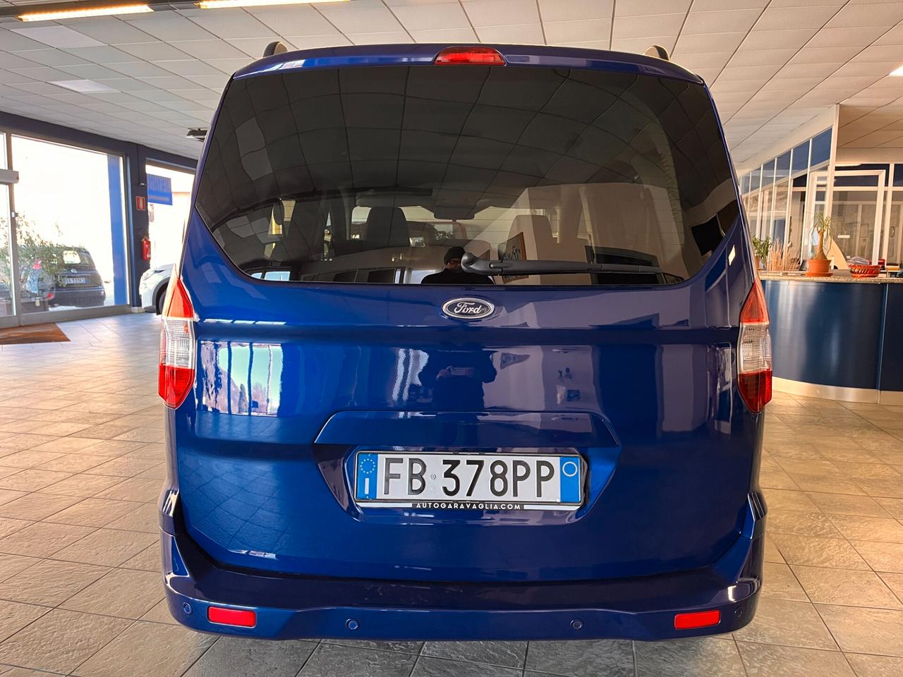 Ford Tourneo Courier 1.0 EcoBoost 100 CV Titanium