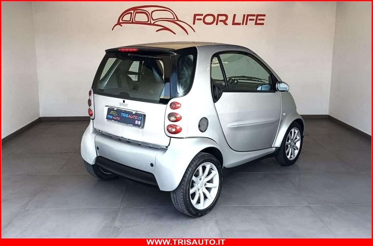 SMART Fortwo 0.8 Cdi Passion NEOPATENTATI (TETTO PANORAMICO)