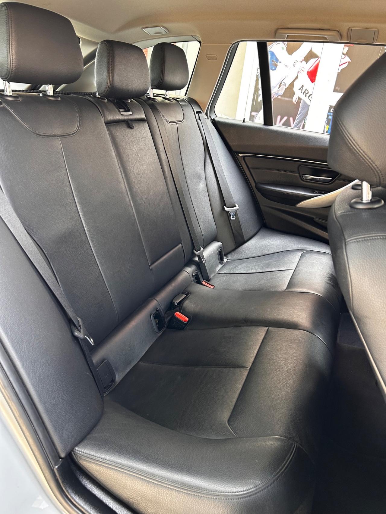 Bmw 318 318d Touring Luxury