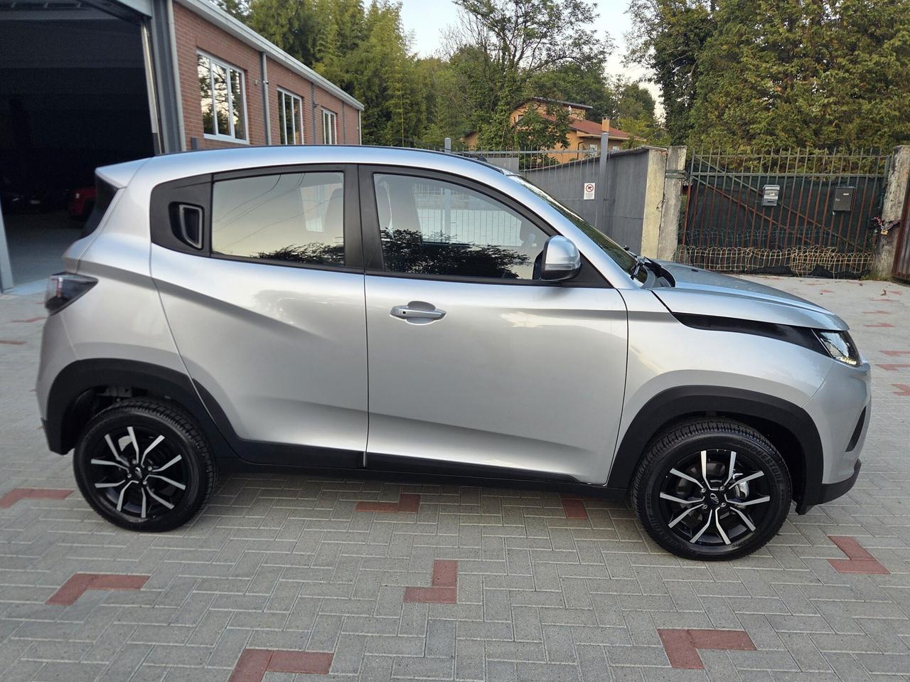 Mahindra KUV100 1.2 VVT 87cv M-Bifuel(GPL) K8