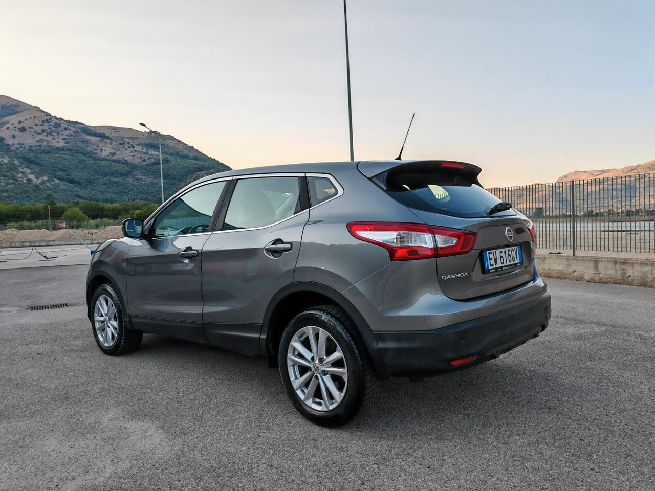 Nissan Qashqai 1.6 dCi DPF Tekna