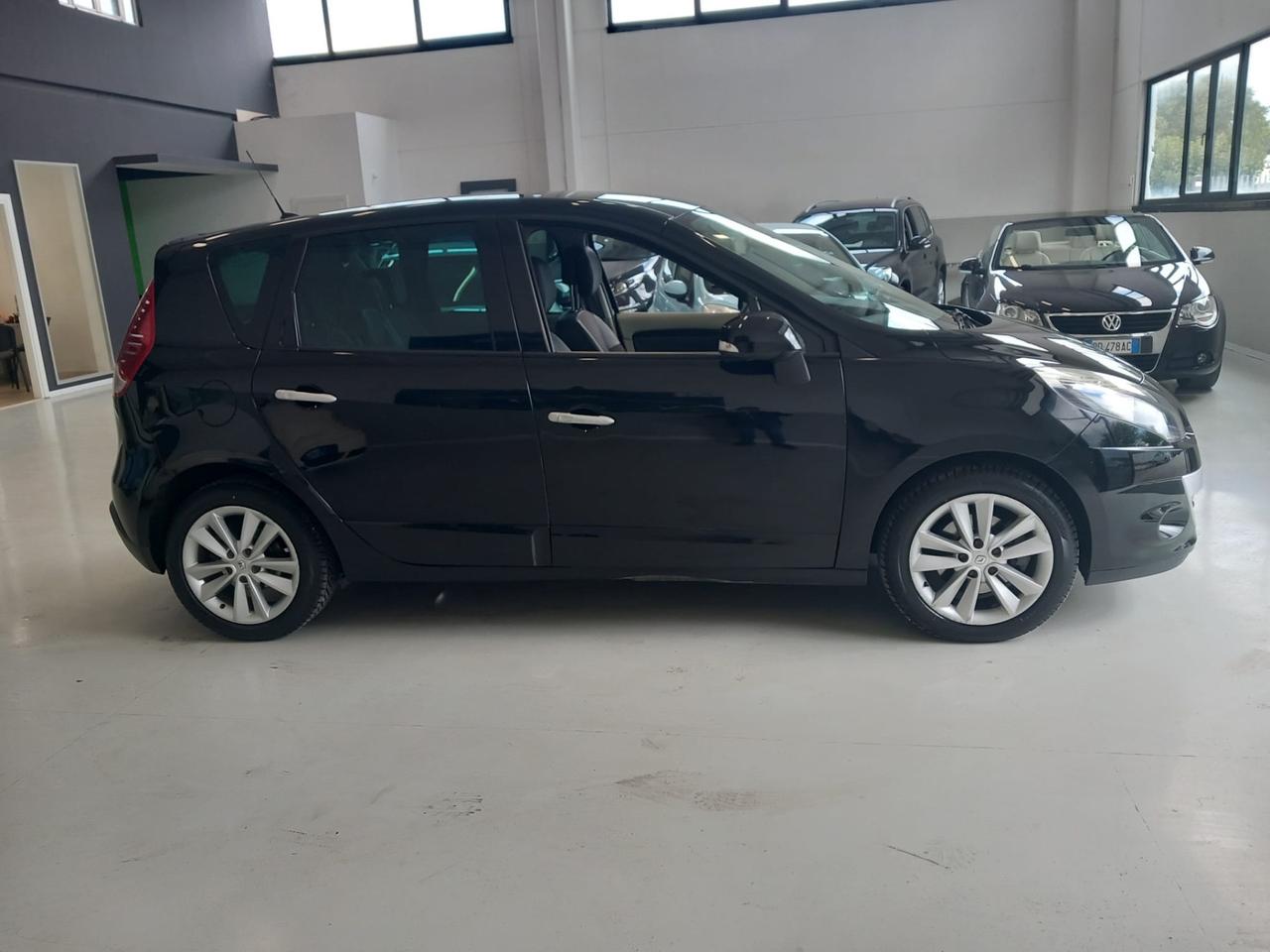 Renault Scenic 1.5 dCi 110CV