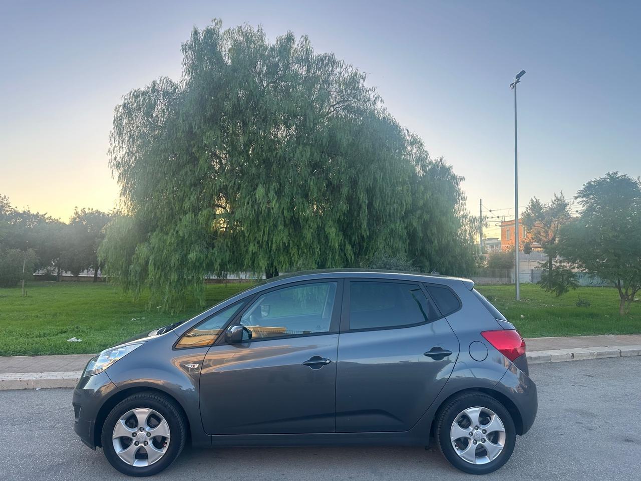 Kia VENGA 1.4 GPL 2012 - BASSI CONSUMI