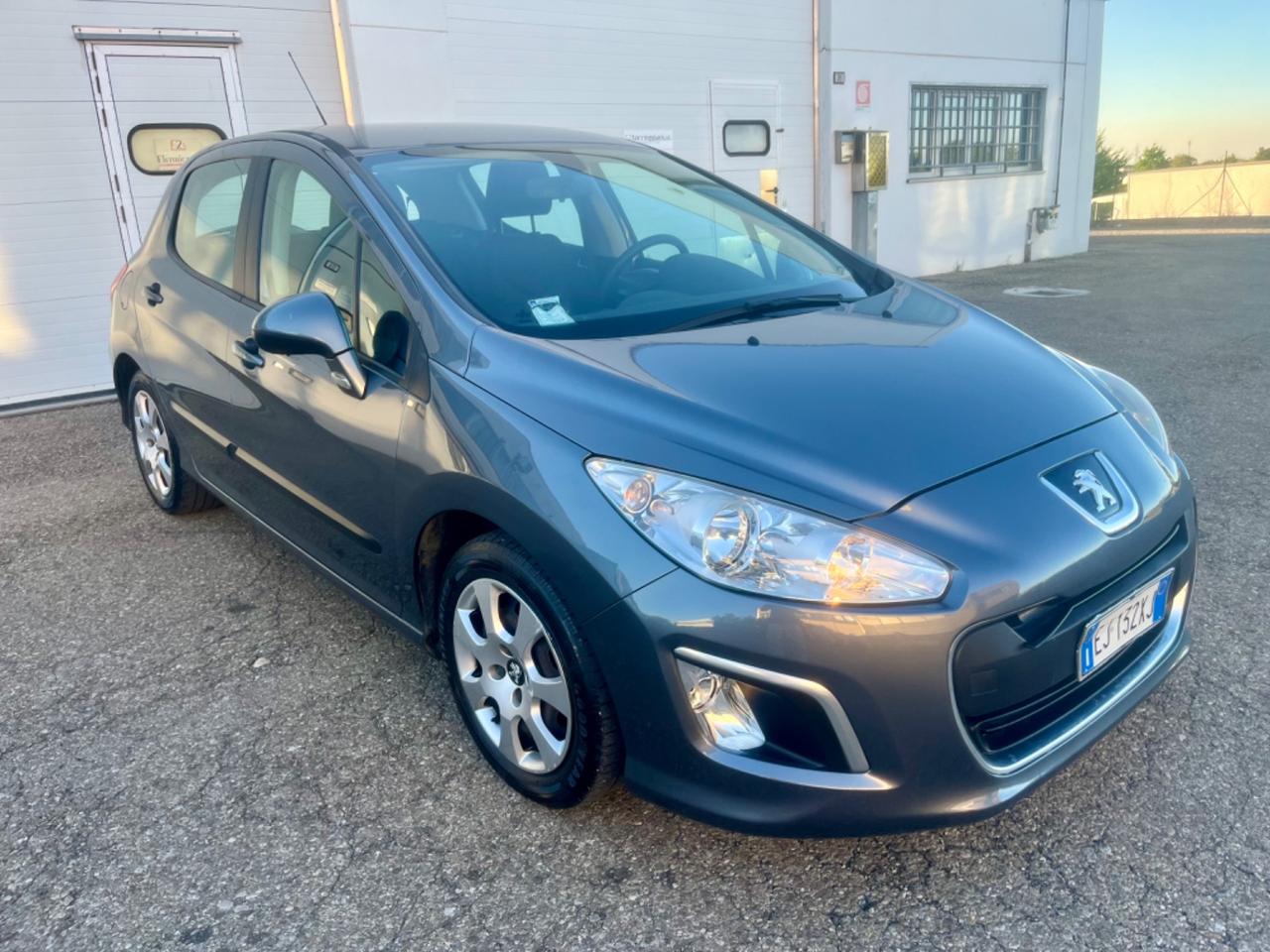 Peugeot 308 1.6hdi 2012 152.000km perfetta per neopatentati