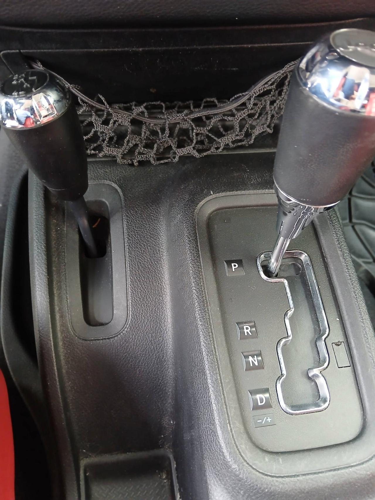 Jeep Wrangler 2.8 CRD DPF Cabrio Auto SPORT
