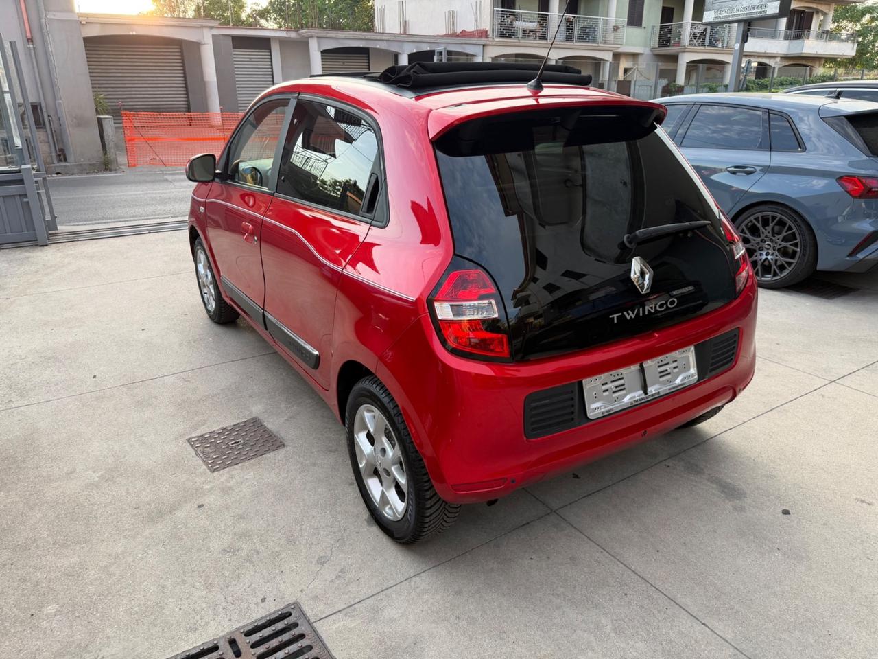 Renault Twingo TCe 90 CV EDC Intens CABRIO