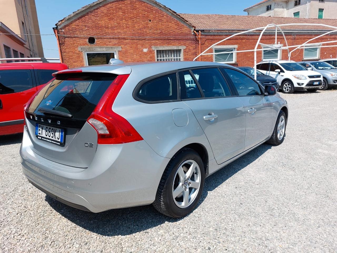 Volvo V60 D3 SW Momentum STUPENDA UNICO PROPRIETARIO