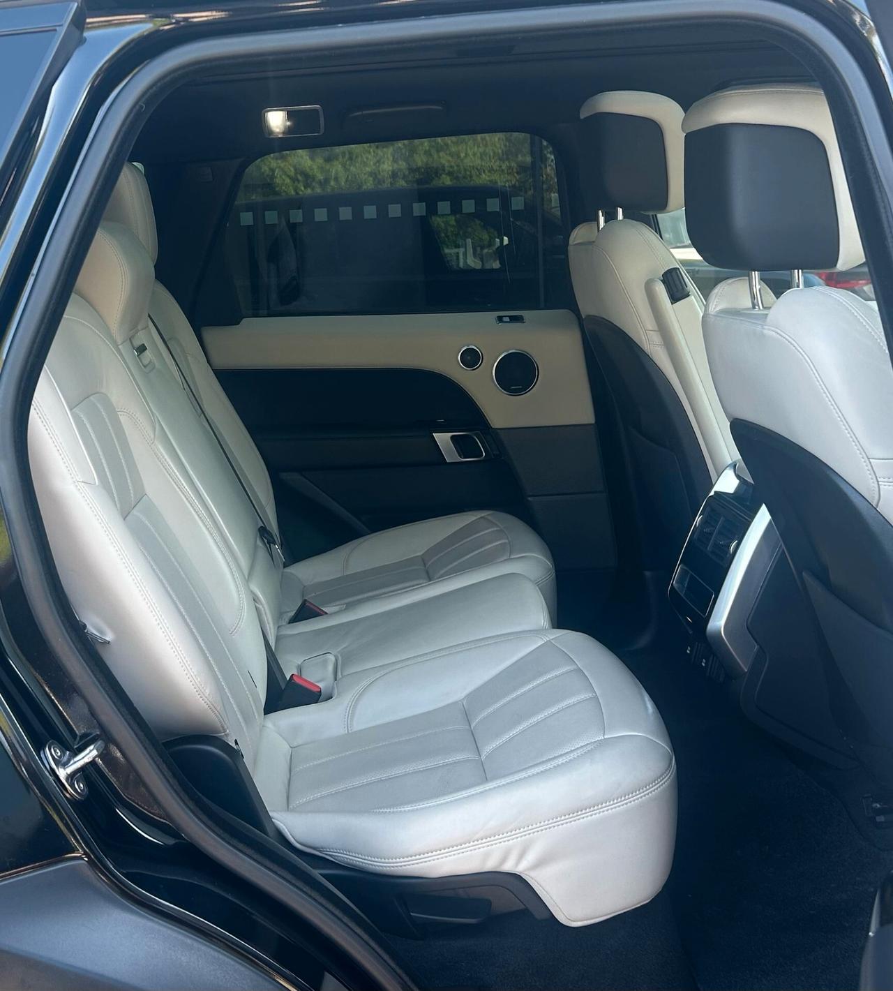 Land Rover Range Rover Sport 3.0 SDV6 HSE Dynamic