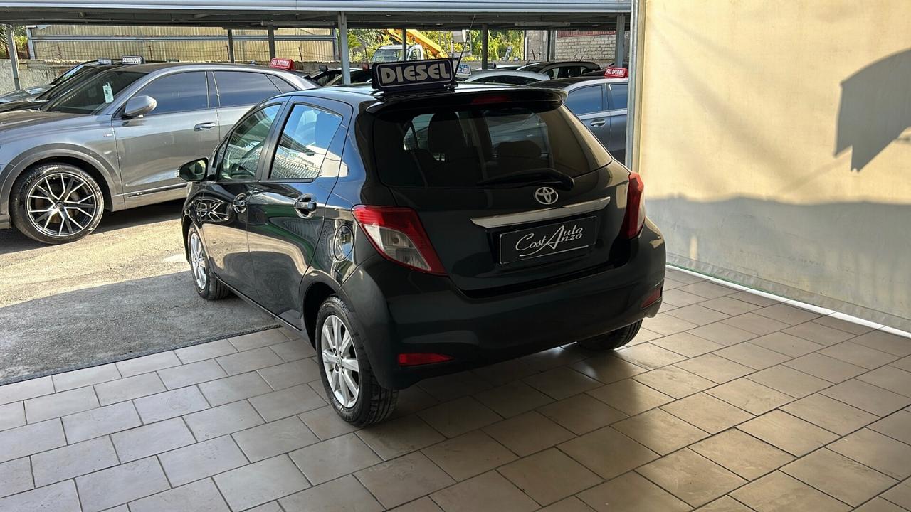 Toyota Yaris 1.4 D-4D 90 cv 2012 Style