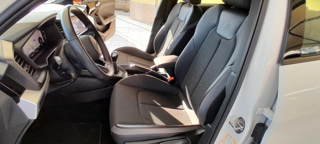 Audi A1 citycarver 25 TFSI Admired