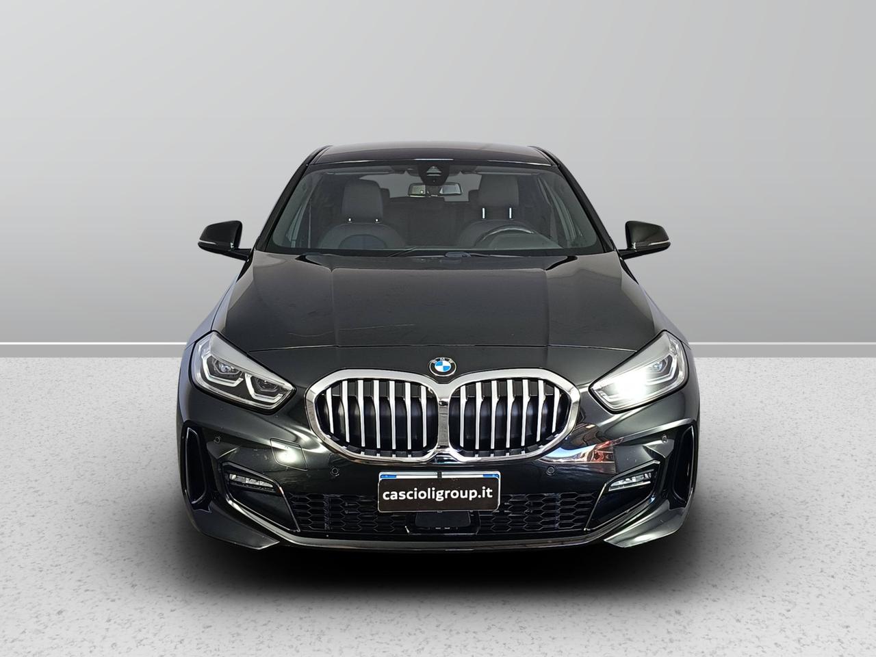 BMW Serie 1 F40 - 118d Msport auto