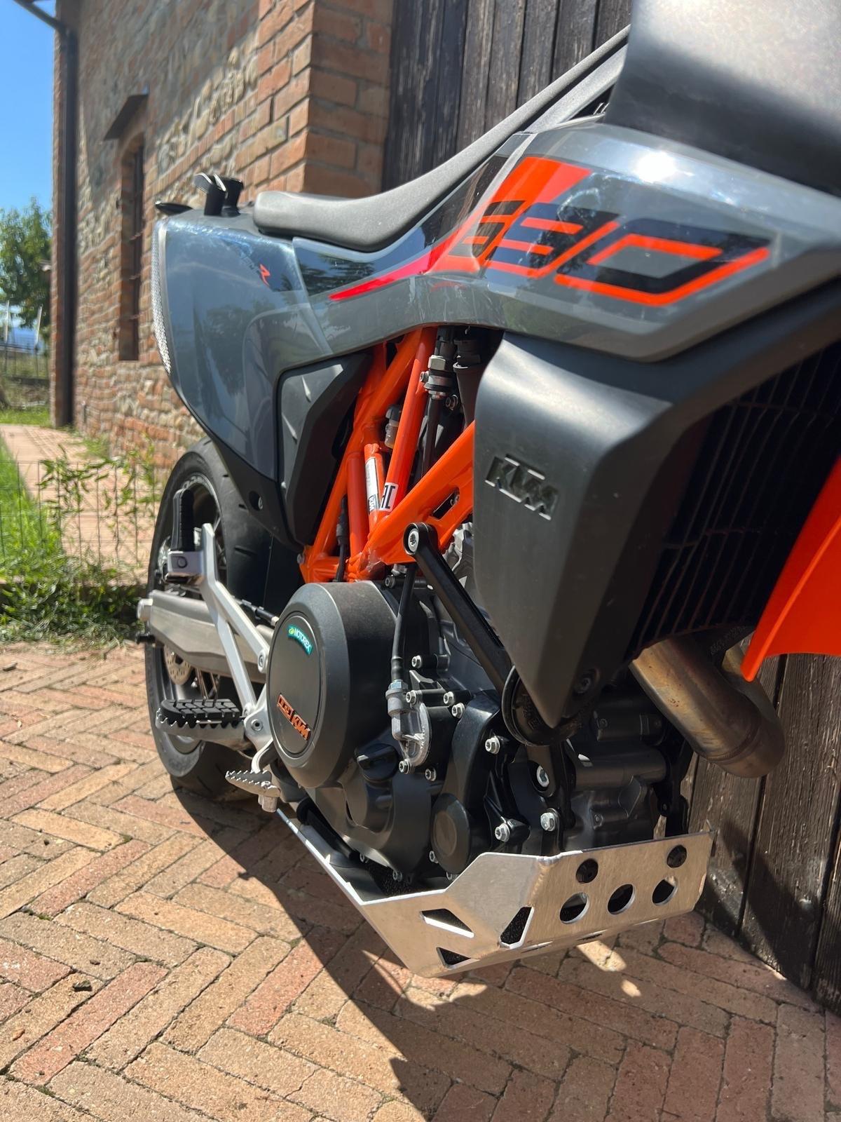 Ktm 690 SMC KTM SMC