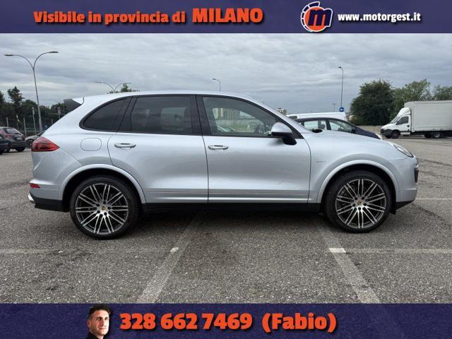 PORSCHE Cayenne 3.0 Diesel Platinum Edition