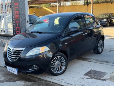 Lancia Ypsilon 0.9 TwinAir 85 CV 5 porte S&S Silver