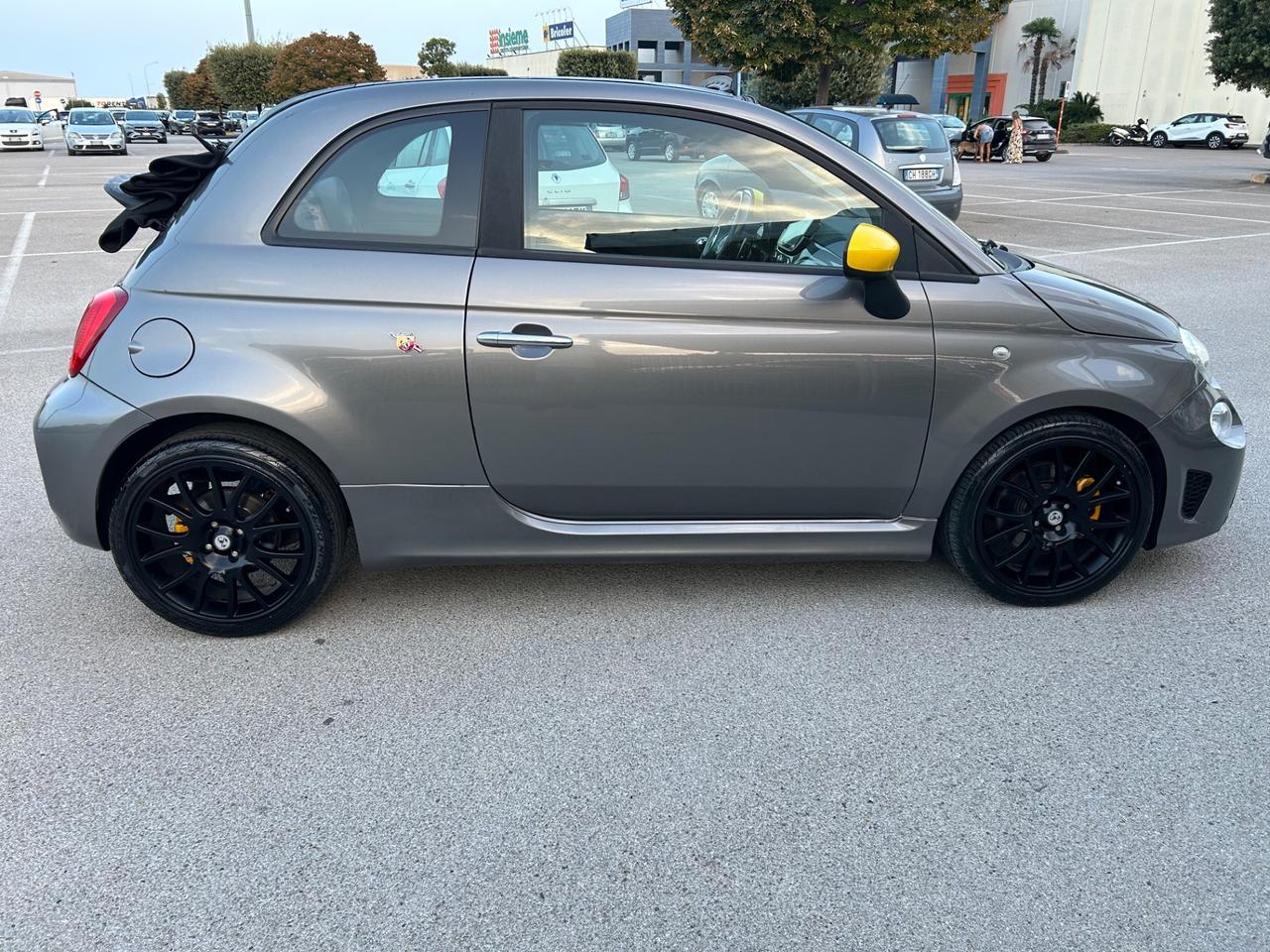 Abarth 500 C 1.4 140CV T-Jet MTA restayling 2018