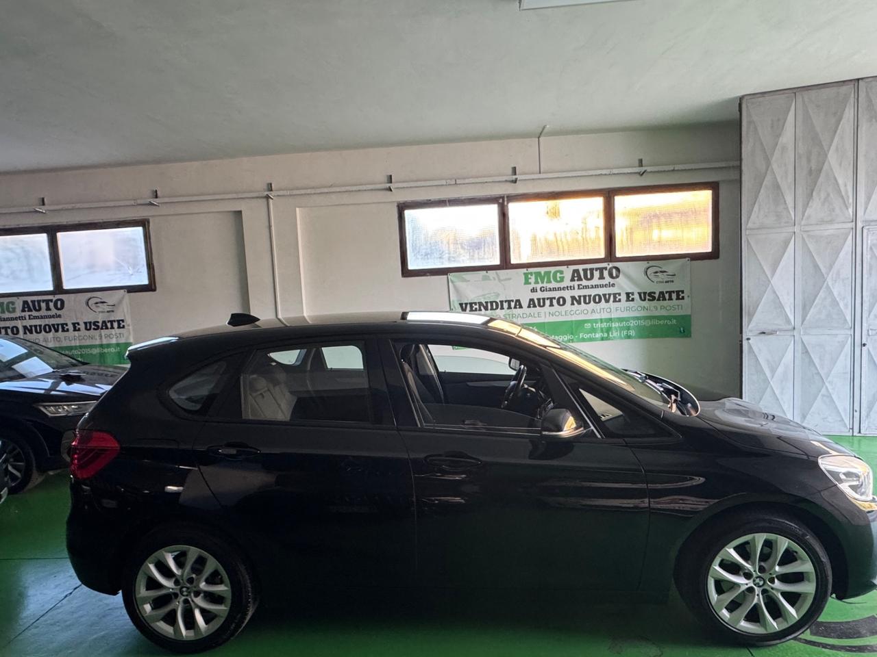 Bmw 2er Active Tourer 218d Advantage