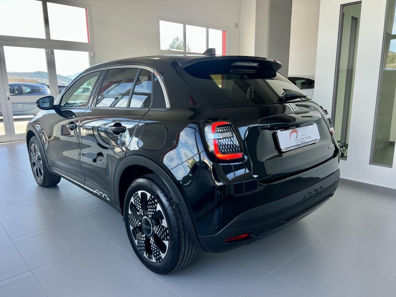 FIAT 600 HYBRID MHEV LA PRIMA - 2024