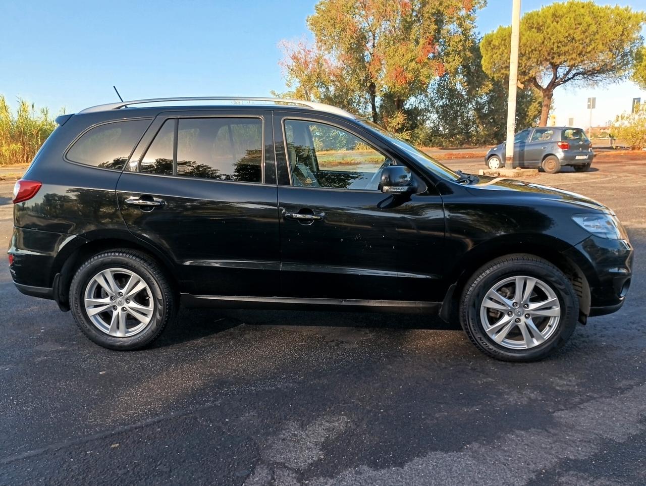 Hyundai Santa Fe 2.2 CRDi AUTOM 4X4 Style 7 POSTI