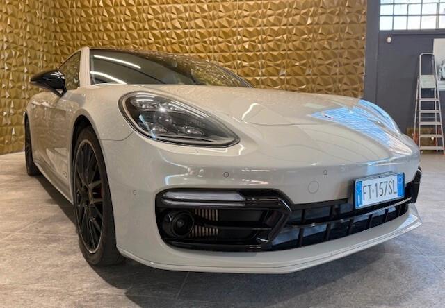 Porsche Panamera 4.0 GTS Sport Turismo