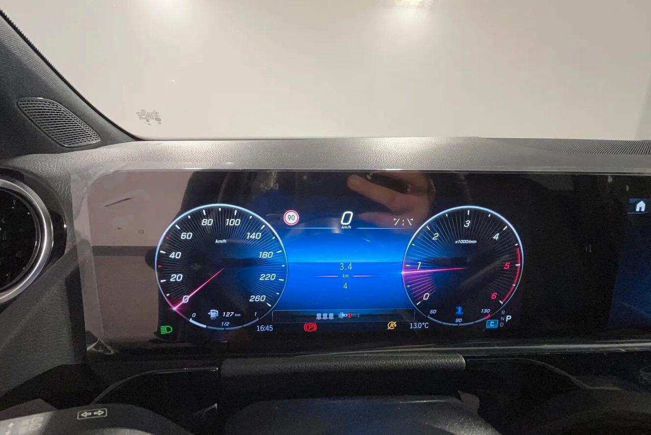 Mercedes-benz GLA 200 180 d Automatic Advanced