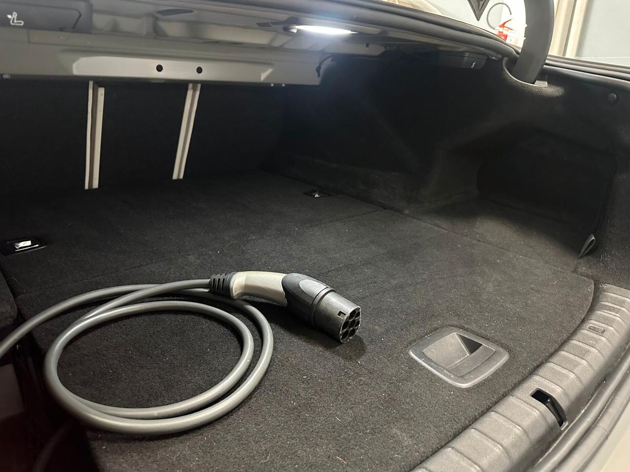 Bmw 3.0 hybrid 545e xDrive Luxury