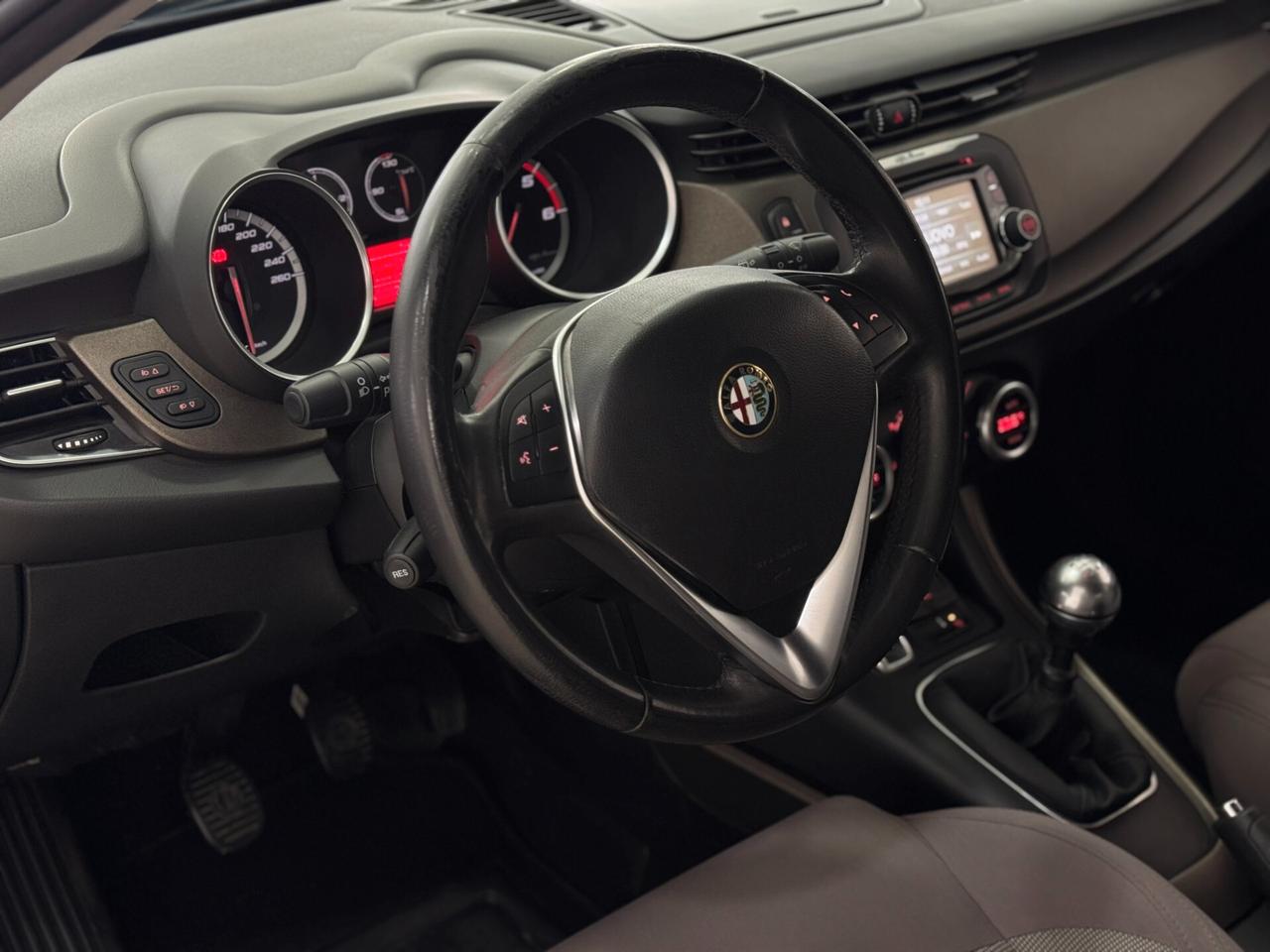 Alfa Romeo Giulietta 1.6 JTDm-2 105 CV Distinctive