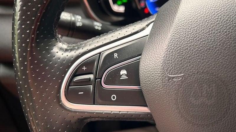 Renault Kadjar TCe 140CV FAP Black Edition