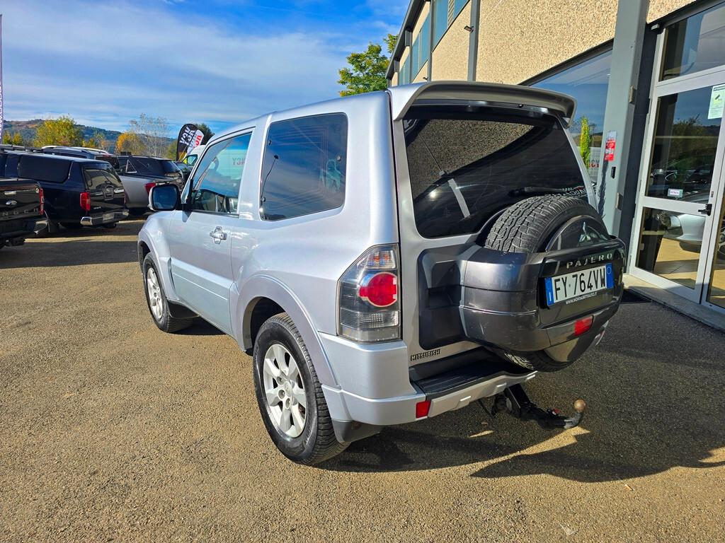 Mitsubishi Pajero 3.2 DI-D 190CV INSTYLE