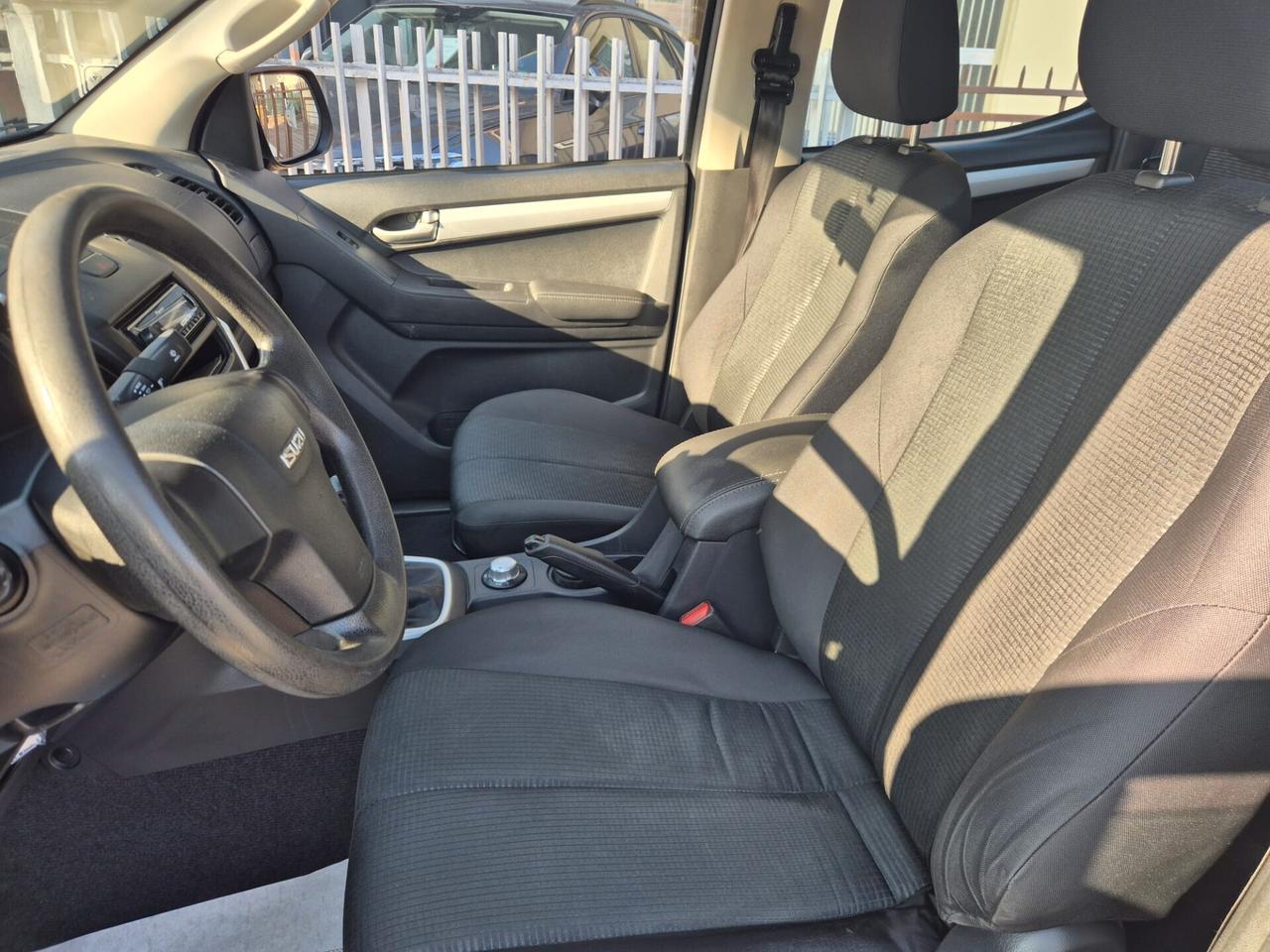 Isuzu D-Max 1.9 Doppia cabina Planet 4WD A/C