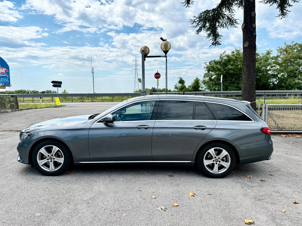 Mercedes-Benz E 220 d SW Business Sport 4matic auto 194cv