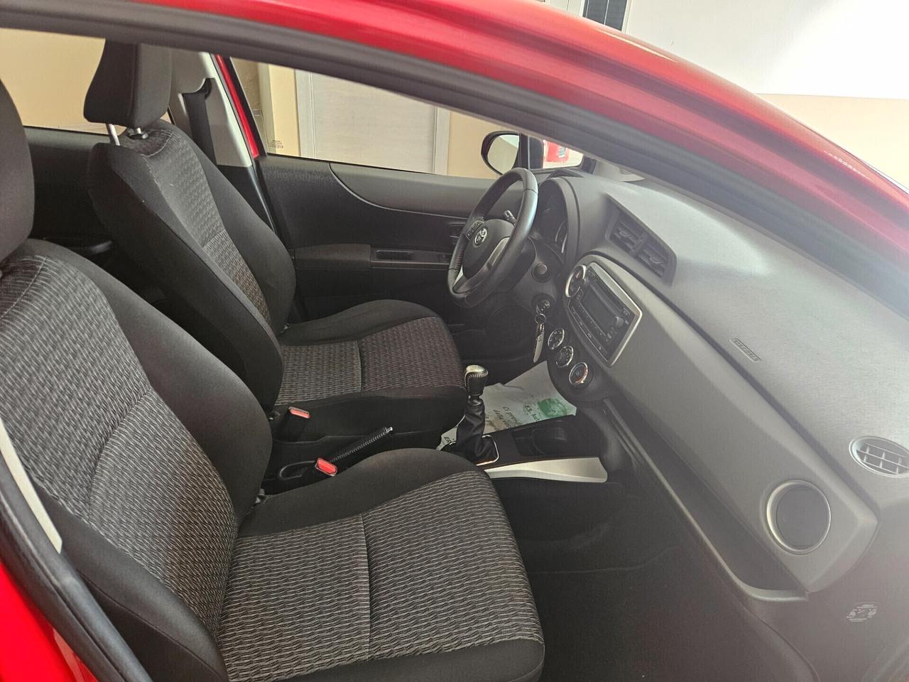 Toyota Yaris 1.4 D-4D 5 porte Lounge