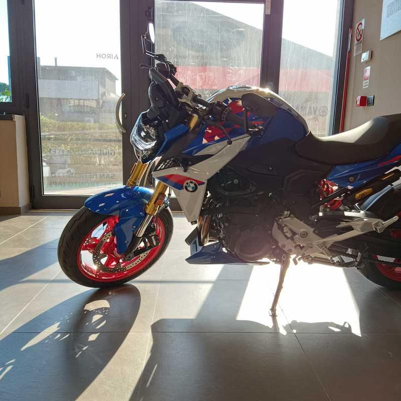 Bmw F 900 R - 2026