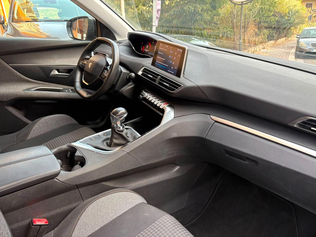 Peugeot 3008 BlueHDi 130 S&S Active Pack