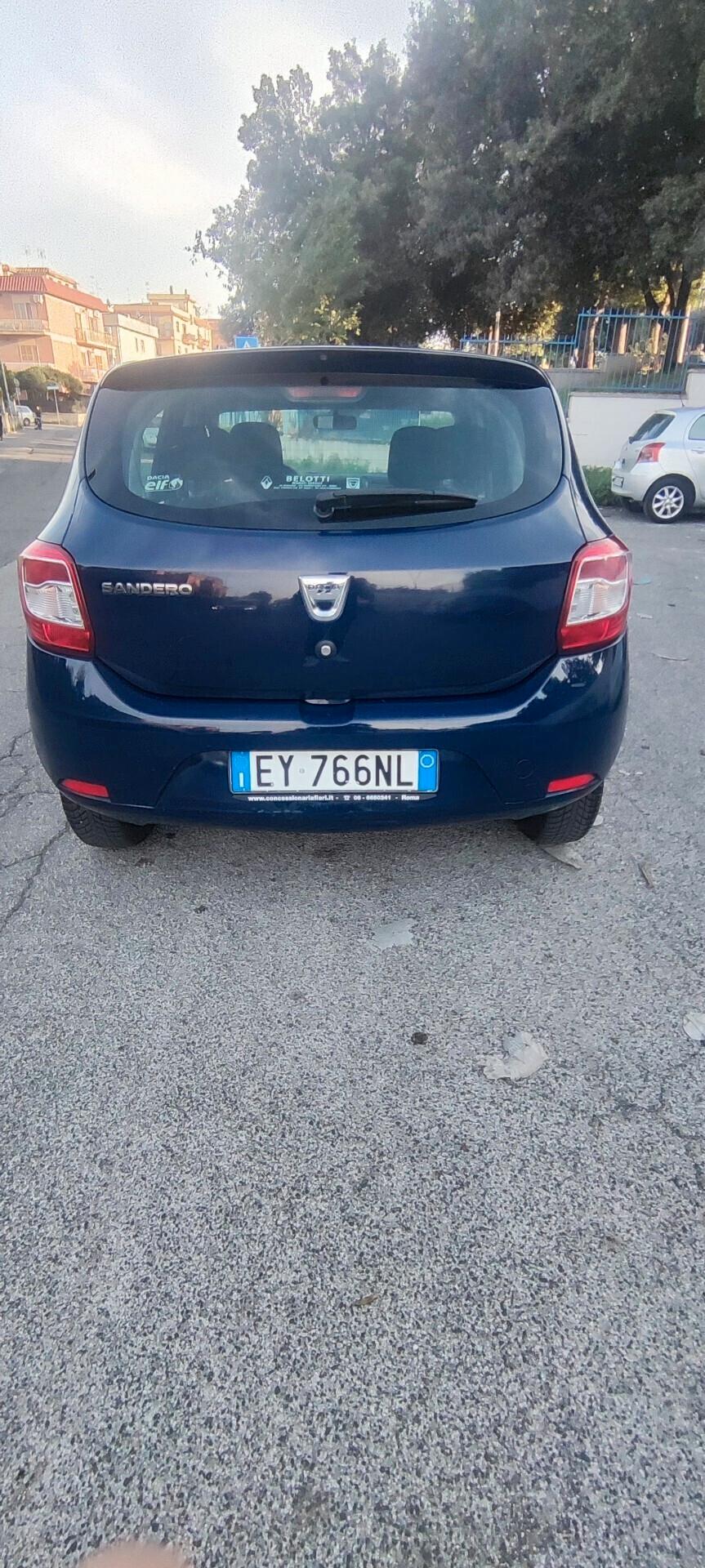 Dacia Sandero 1.2 75CV Lauréate x neopatentati