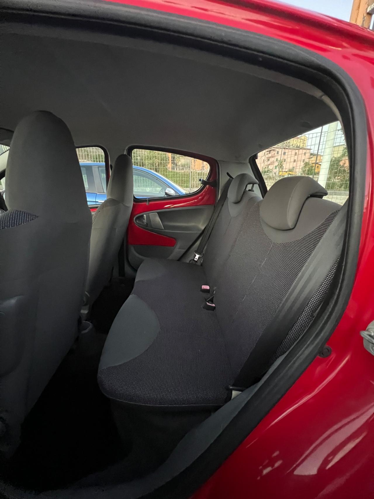Peugeot 107 1.0 68CV 5p. Urban Move