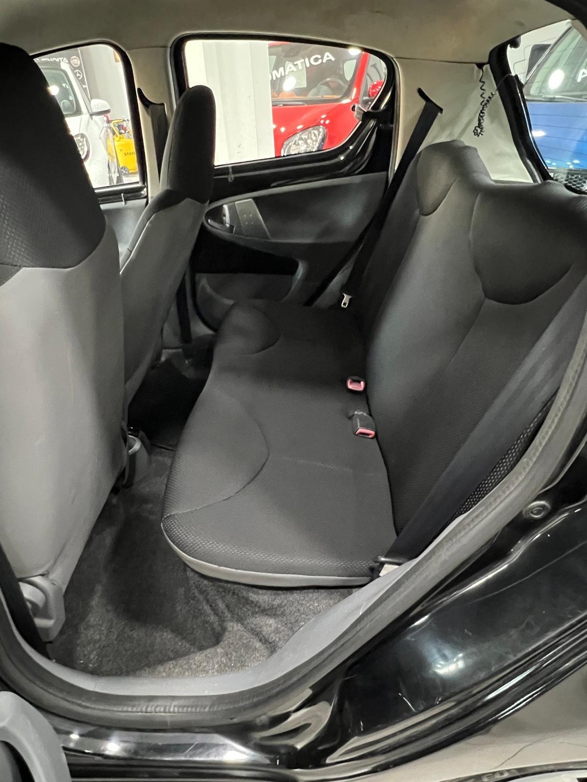 Toyota Aygo 1.0 12V VVT-i 5 porte