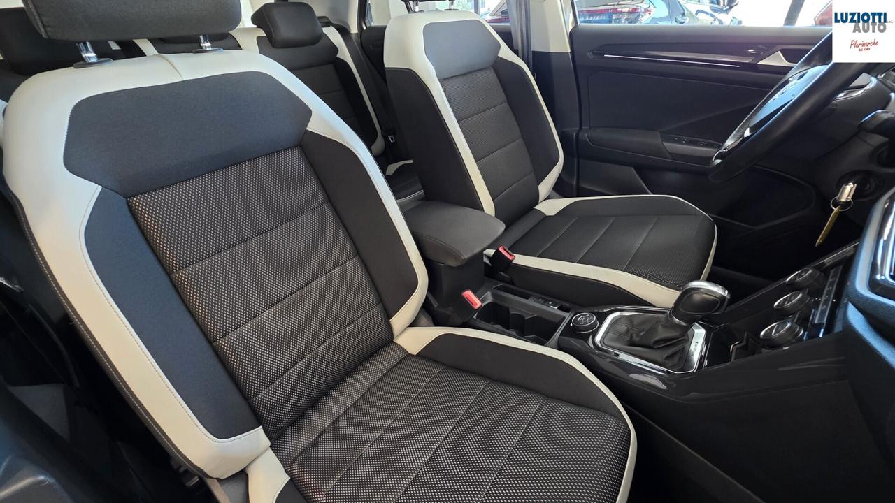 Volkswagen T-Roc 2.0 TDI DSG 4MOTION 150CV - UNIO PROPRIETARIO