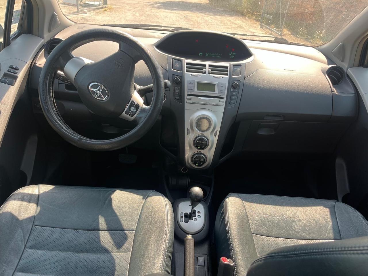 Toyota Yaris 1.3 5 porte