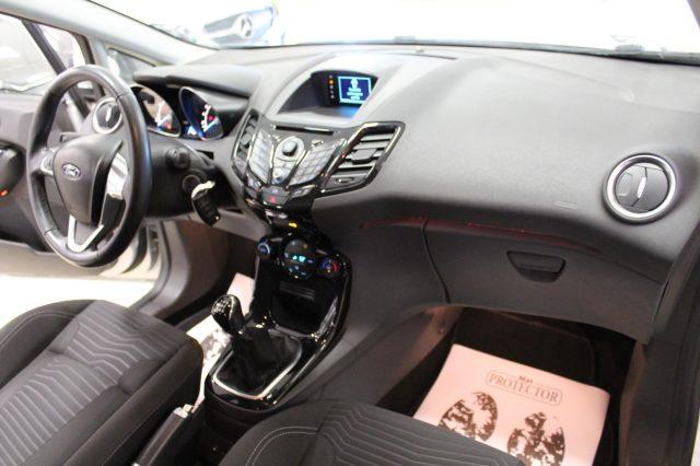 FORD Fiesta 1.2 60CV 5 porte 70000 Km !!! OK NEOPATENTATI