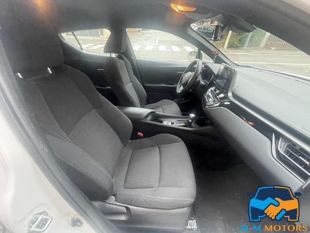 TOYOTA C-HR 1.8 Hybrid E-CVT Style