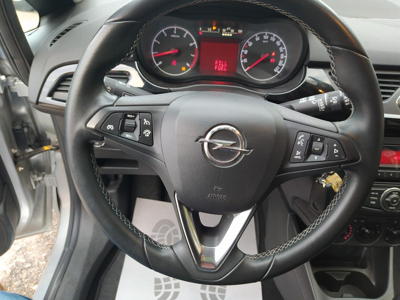 Opel Corsa 1.2 5 porte Innovation Neopatentati