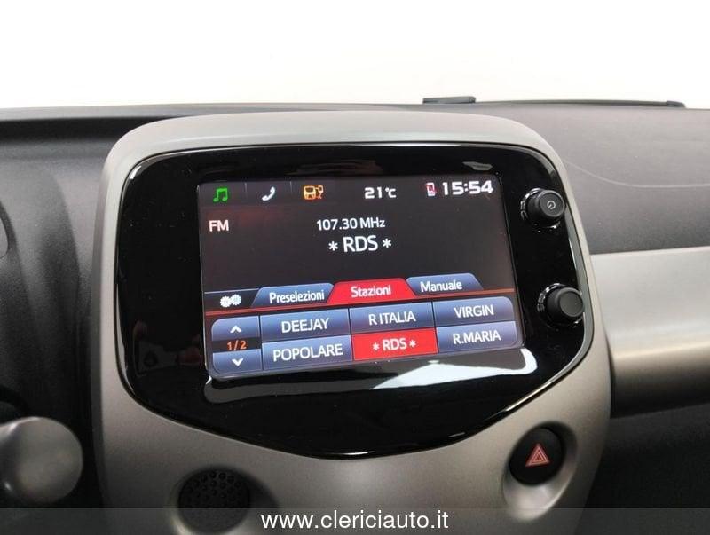 Toyota Aygo 1.0 VVT-i 69 CV 5 porte x-play MMT