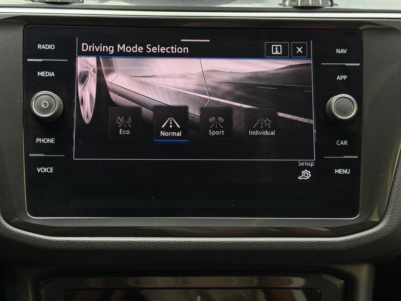 Volkswagen Tiguan 2.0 Tdi 122CV Life FARI LED