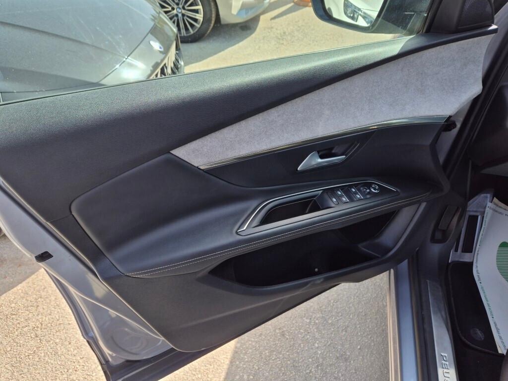 Peugeot NEW 3008 GT-LINE HDI 130CV EAT8