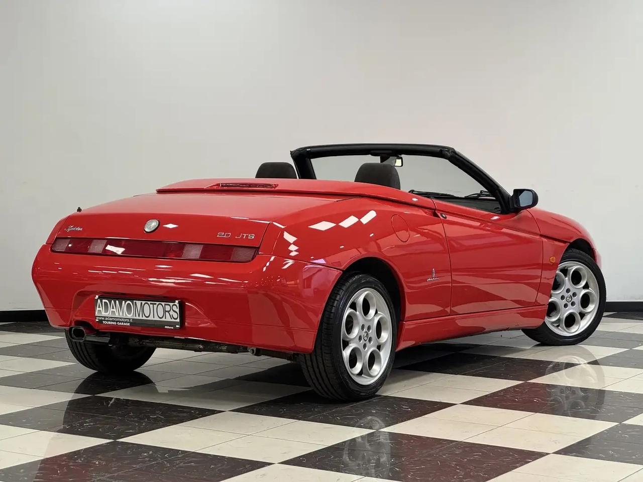 Alfa Romeo Spider 2.0 jts 16v