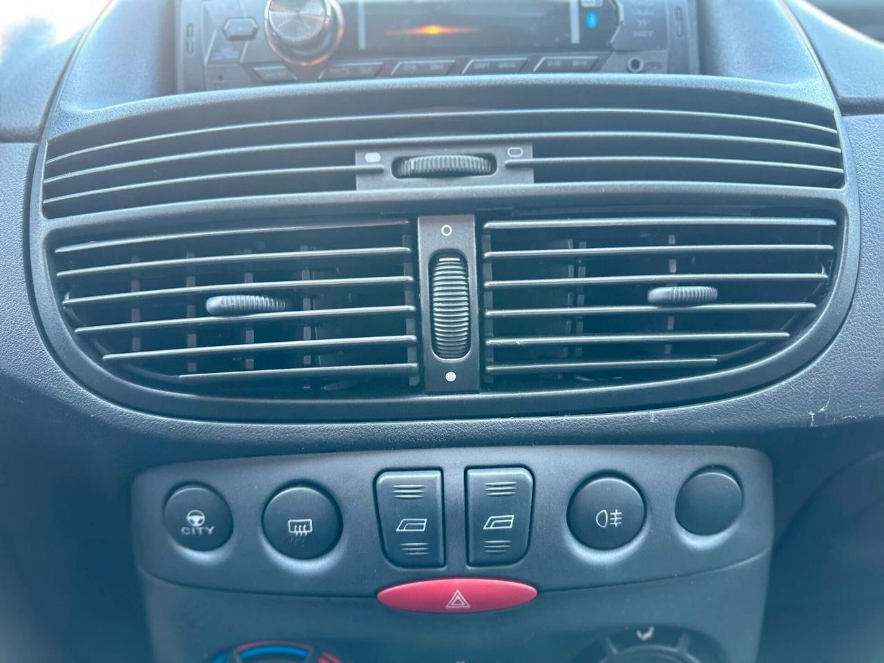 Fiat Punto Classic 1.2 5 porte Active NEOPATENTATI