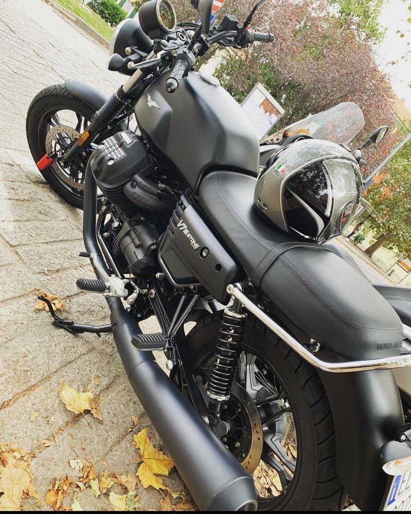 Moto Guzzi V7 III